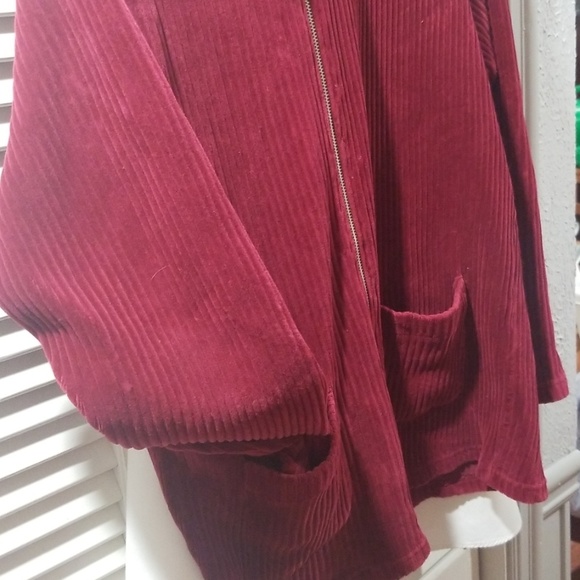 Sweater - Picture 3 of 4